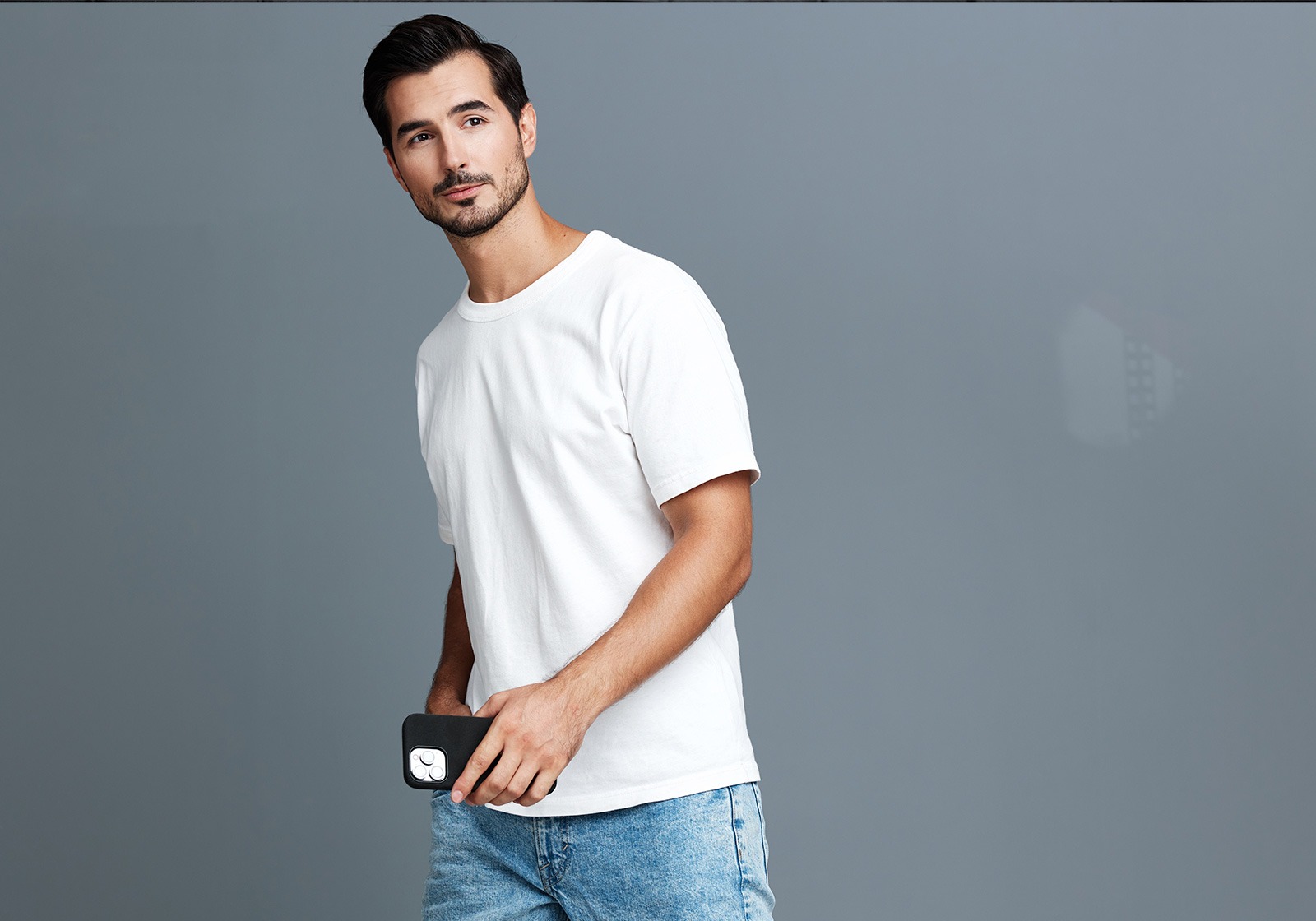 Cómo combinar camisetas South N0ne para un look urbano y casual